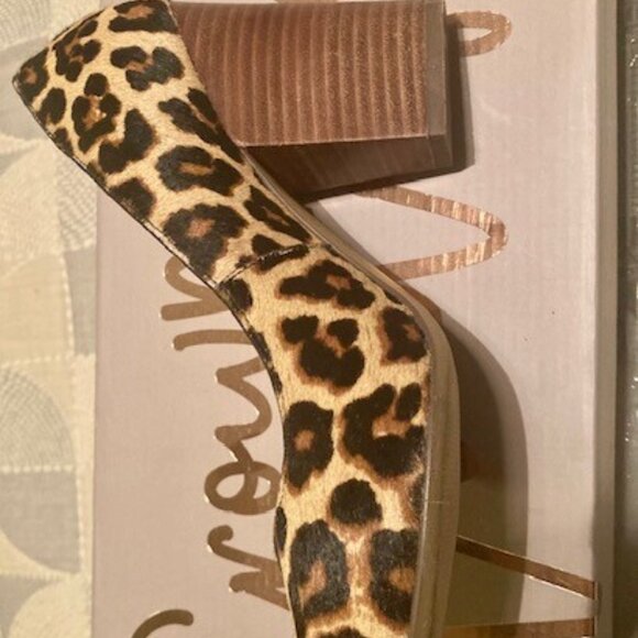 Crown Vintage Women's Shoes - Picture 2 of 5